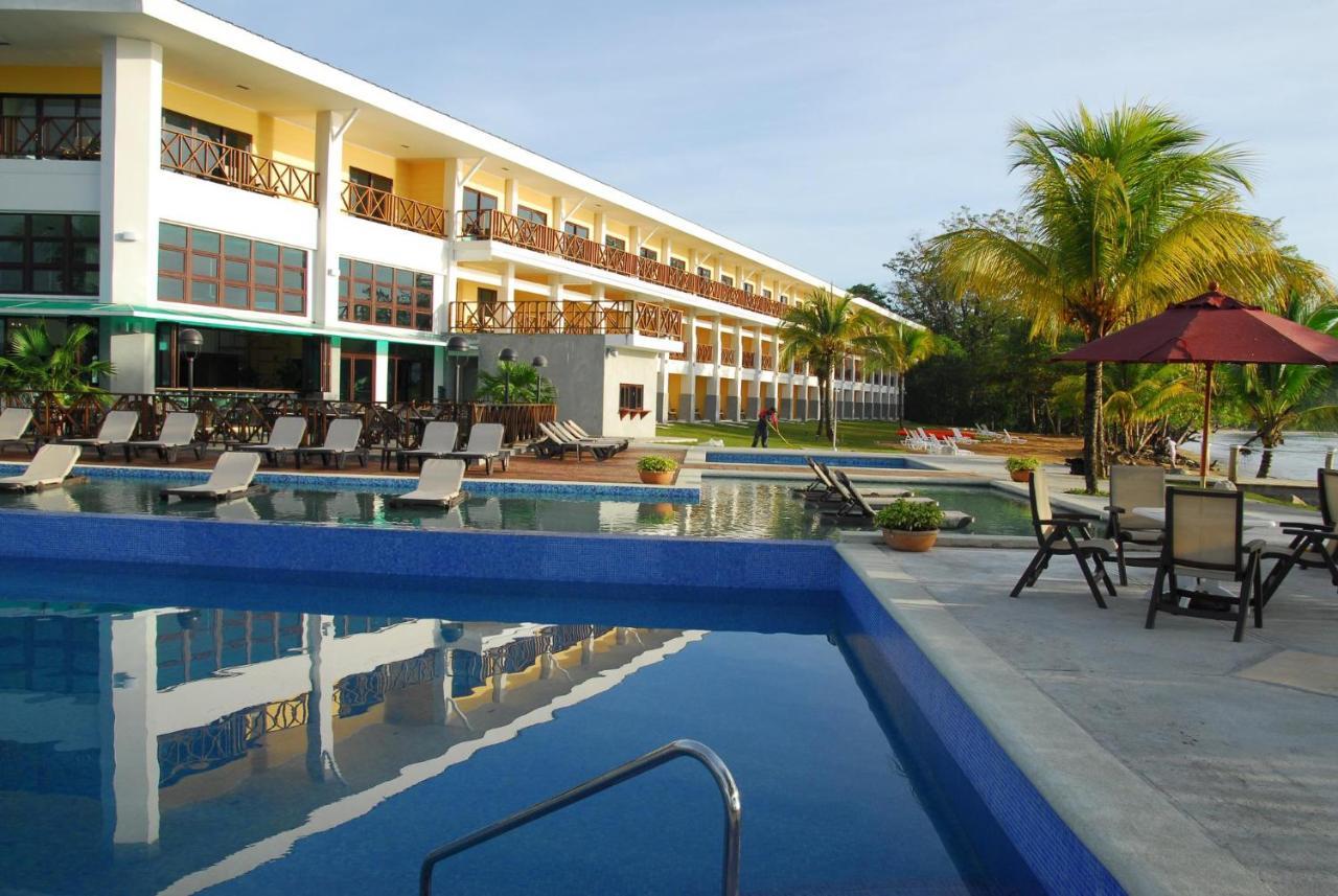 Playa Tortuga Hotel And Beach Resort Bocas Town Luaran gambar