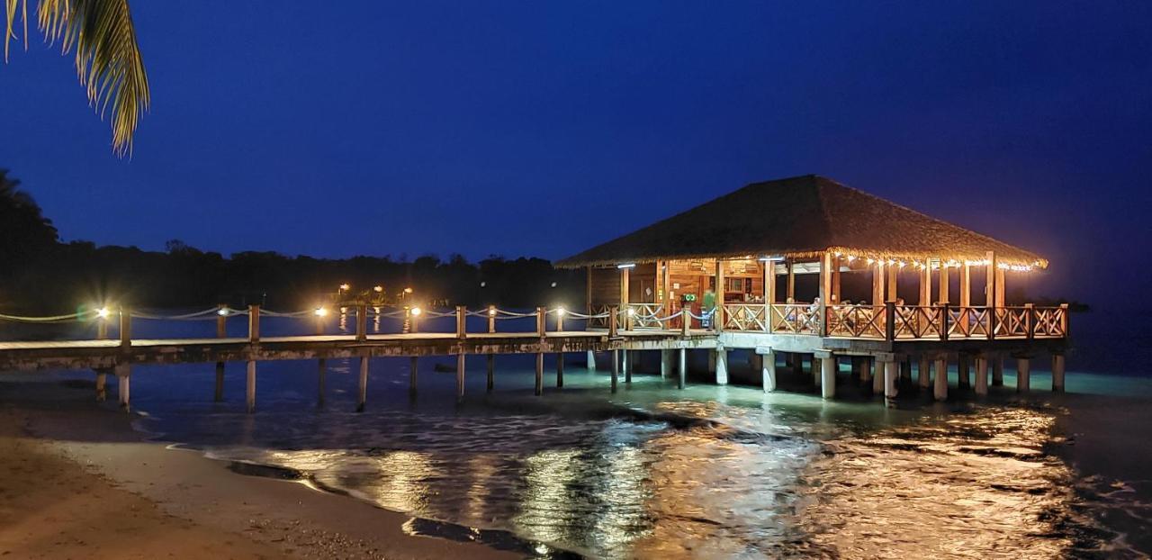 Playa Tortuga Hotel And Beach Resort Bocas Town Luaran gambar